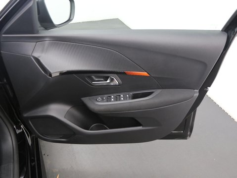 Peugeot 208 PURETECH ACTIVE PREMIUM PLUS S/S 20