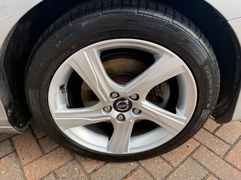 Volvo V40 1.6 T3 R-Design Nav Euro 5 (s/s) 5dr 66