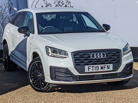 Audi Q2 TDI BLACK EDITION 1