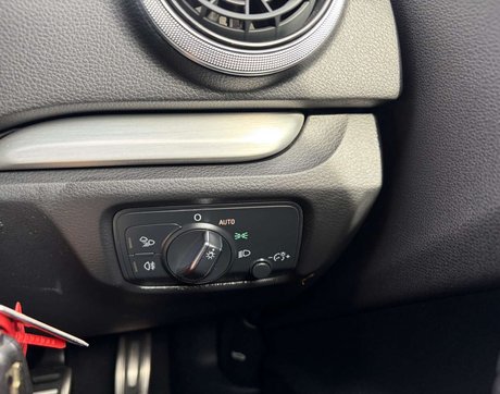 Audi A3 1.5 A3 Sportback 35 TFSI Black Edition Semi-Auto 5dr 33