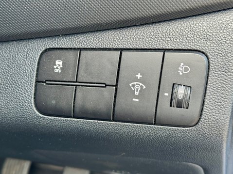 Hyundai i10 SE 18