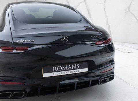 Mercedes-Benz Amg GT 63 PREMIUM + 33