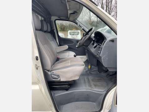 Toyota Hiace 2.5 280 D-4D Panel Van 4dr Diesel Manual RWD L1 H1 (221 g/km, 117 bhp) 23