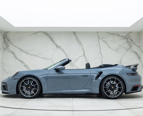 Porsche 911 Turbo S CABRIOLET (992)