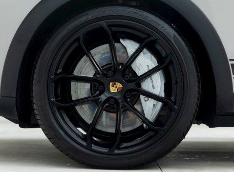 Porsche Cayenne GTS Coupé 8