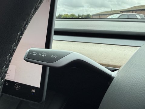 Tesla Model 3 Saloon 4dr Electric Auto RWD (241 bhp) 37