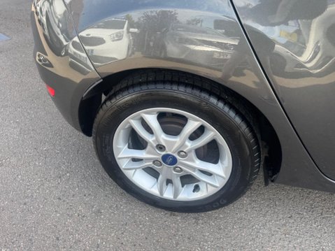 Ford Fiesta 1.25 Zetec Euro 6 5dr 15