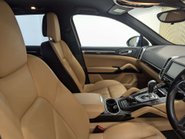 Porsche Cayenne 3.0 Cayenne V6 D Tiptronic S 4WD 5dr 30