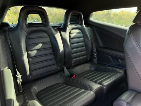 Volkswagen Scirocco 2.0 TDI BlueMotion Tech R-Line DSG Euro 6 (s/s) 3dr 15