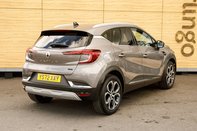 Renault Captur TECHNO E-TECH 2