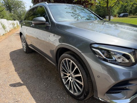 Mercedes-Benz GLC GLC 250 4MATIC AMG LINE 8