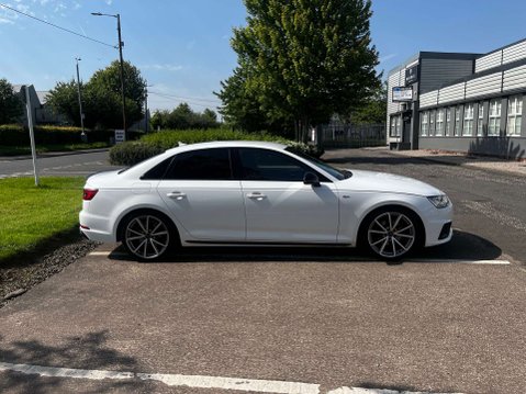 Audi A4 2.0 A4 Black Edition 35 TFSI Semi-Auto 4dr 36