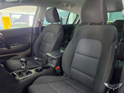 Kia Sportage 1.6 GDi 2 Euro 6 (s/s) 5dr 30