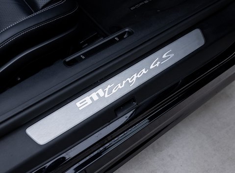 Porsche 911 Targa 4S (992) 22