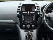 Vauxhall Zafira 1.8 Zafira Design Nav 5dr 28