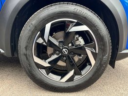 Nissan Juke 1.0 Juke N-Connecta DiG-T Semi-Auto 5dr 15