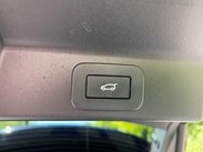 Jaguar F-Pace 2.0 D200 MHEV R-Dynamic HSE Black Auto AWD Euro 6 (s/s) 5dr 42