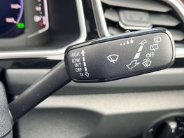 Volkswagen T-Roc 1.5 T-Roc R-Line TSI Semi-Auto 5dr 58