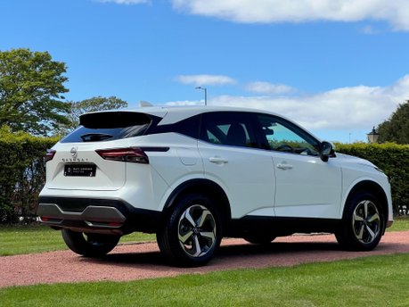Nissan Qashqai DIG-T N-CONNECTA MHEV 12