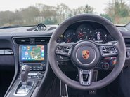 Porsche 911 CARRERA GTS PDK 11