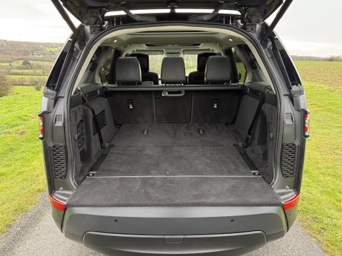 Land Rover Discovery HSE Luxury 30