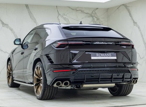 Lamborghini Urus S 3