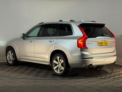 Volvo XC90 D5 POWERPULSE MOMENTUM AWD 9