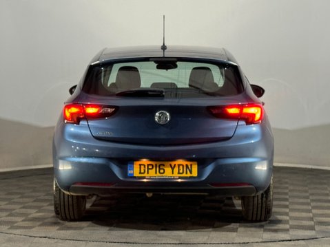 Vauxhall Astra DESIGN 7