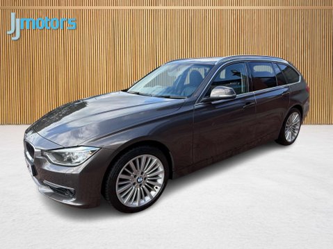 BMW 3 Series 2.0 320d Luxury Touring 5dr Diesel Auto Euro 5 (s/s) (184 ps) 21