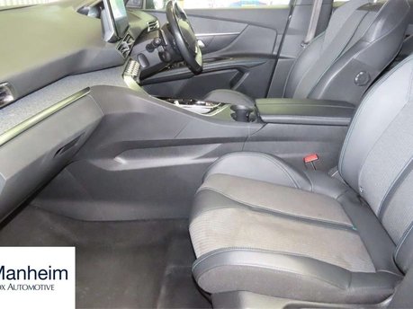 Peugeot 3008 1.6 13.2kWh Allure Premium + SUV 5dr Petrol Plug-in Hybrid e-EAT Euro 6 (s/ 2