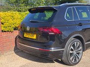 Volkswagen Tiguan 1.5 Tiguan R-Line TSi Evo Semi-Auto 5dr 14