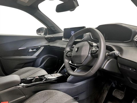 Peugeot e-2008 50kWh Allure SUV 5dr Electric Auto (7kW Charger) (136 ps) DAB Radio - Parki 12