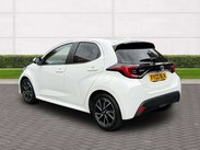 Toyota Yaris 1.5 Yaris Design HEV CVT 5dr 4