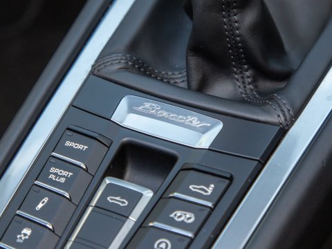 Porsche Boxster 24V S 48