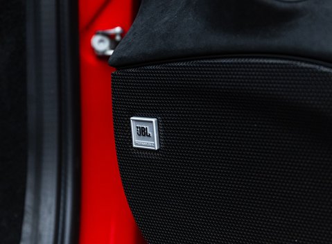 Ferrari F8 Spider 21