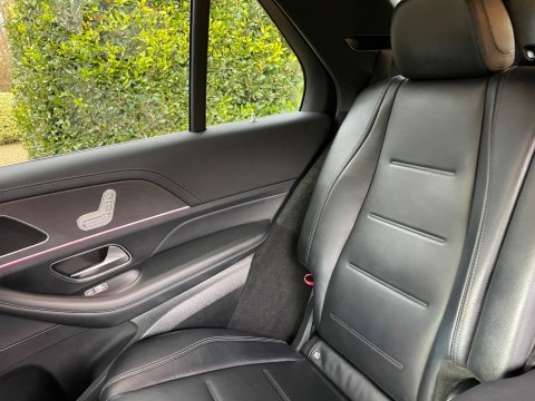 Mercedes-Benz GLE 2.0 GLE300d AMG Line (Premium) SUV 5dr Diesel G-Tronic 4MATIC Euro 6 (s/s) 70