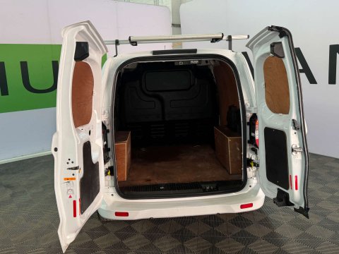 Ford Transit Courier 1.5 Transit Courier Sport TDCi 23