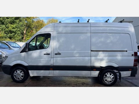 Mercedes-Benz Sprinter 2.1 213 CDi BlueEFFICIENCY Panel Van 4dr Diesel Manual RWD L2 (200 g/km, 12 12