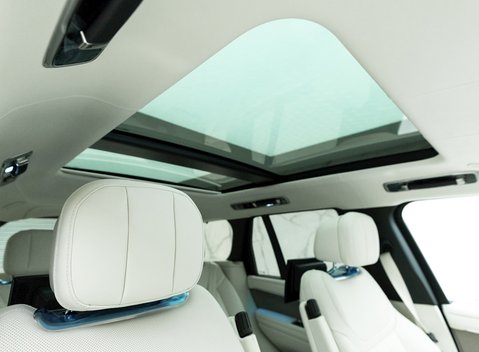 Land Rover Range Rover P530 First Edition 11