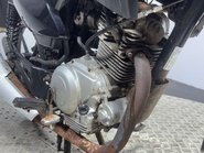 Yamaha YBR 125 2011 28K RUNNING PROJECT BIKE SPARES OR REPAIR 125CC 6