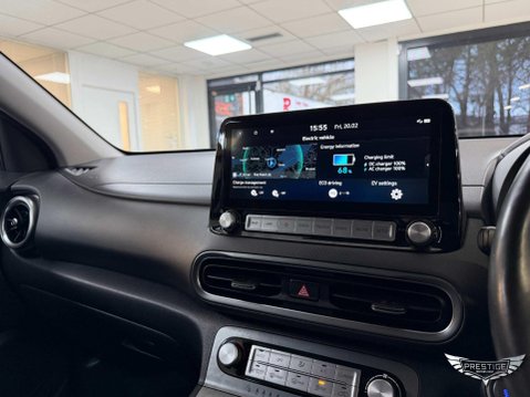 Hyundai KONA 64kWh Premium Auto 5dr (10.5kW Charger) 78