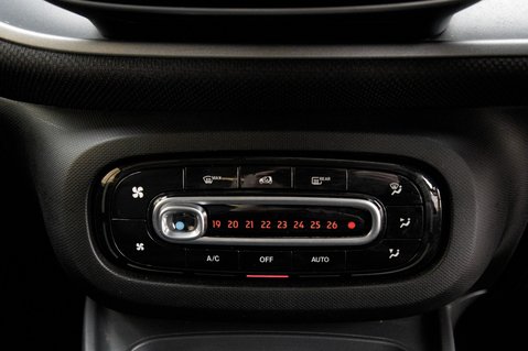 Smart Fortwo Coupe PRIME PREMIUM T 37