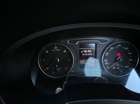 Audi Q3 2.0 TDI S line quattro Euro 5 (s/s) 5dr 33