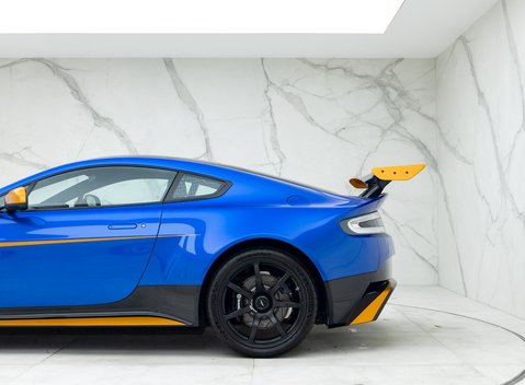 Aston Martin Vantage GT8 35