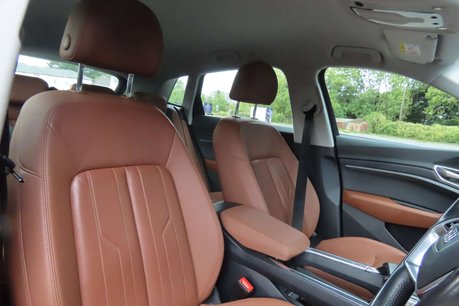 Audi E-Tron 50 Technik SUV 5dr Electric Auto quattro 71.2kWh (313 ps) 9
