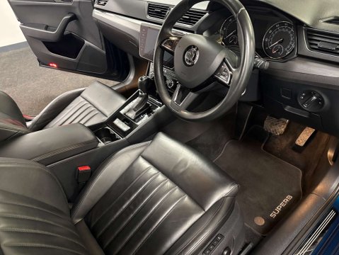 Skoda Superb 2.0 Superb SE L Executive TDI Semi-Auto 5dr 15