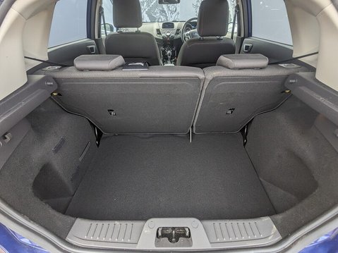 Ford Fiesta TITANIUM 18