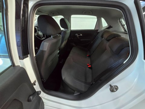 Volkswagen Polo 1.0 TSI BlueMotion Tech BlueMotion Euro 6 (s/s) 5dr 38