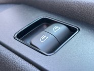 Mercedes-Benz Sprinter 315 Cdi Progressive Glass Frail Van 34