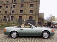 Mercedes-Benz SL Series 500SL-32 51